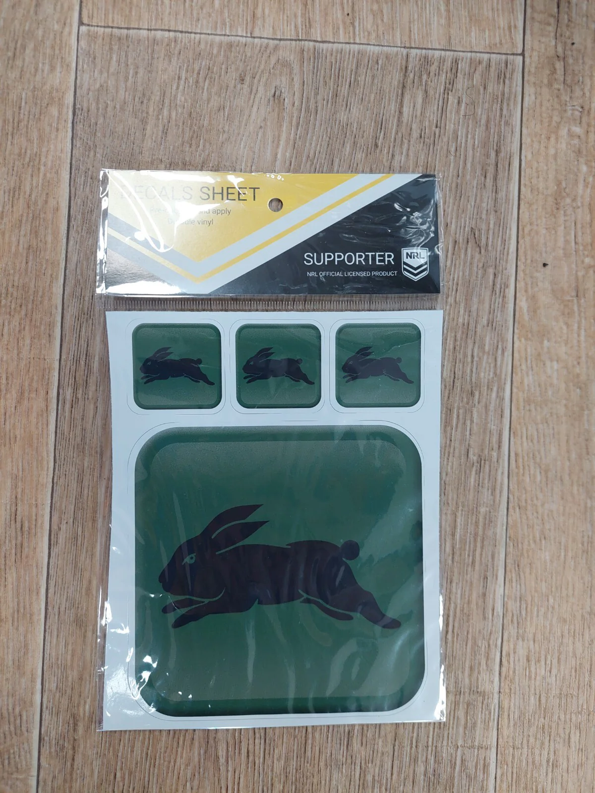 NRL App Stricker Decal Set - South Sydney Rabbitohs - 13x13CM Large 4x4CM NEW